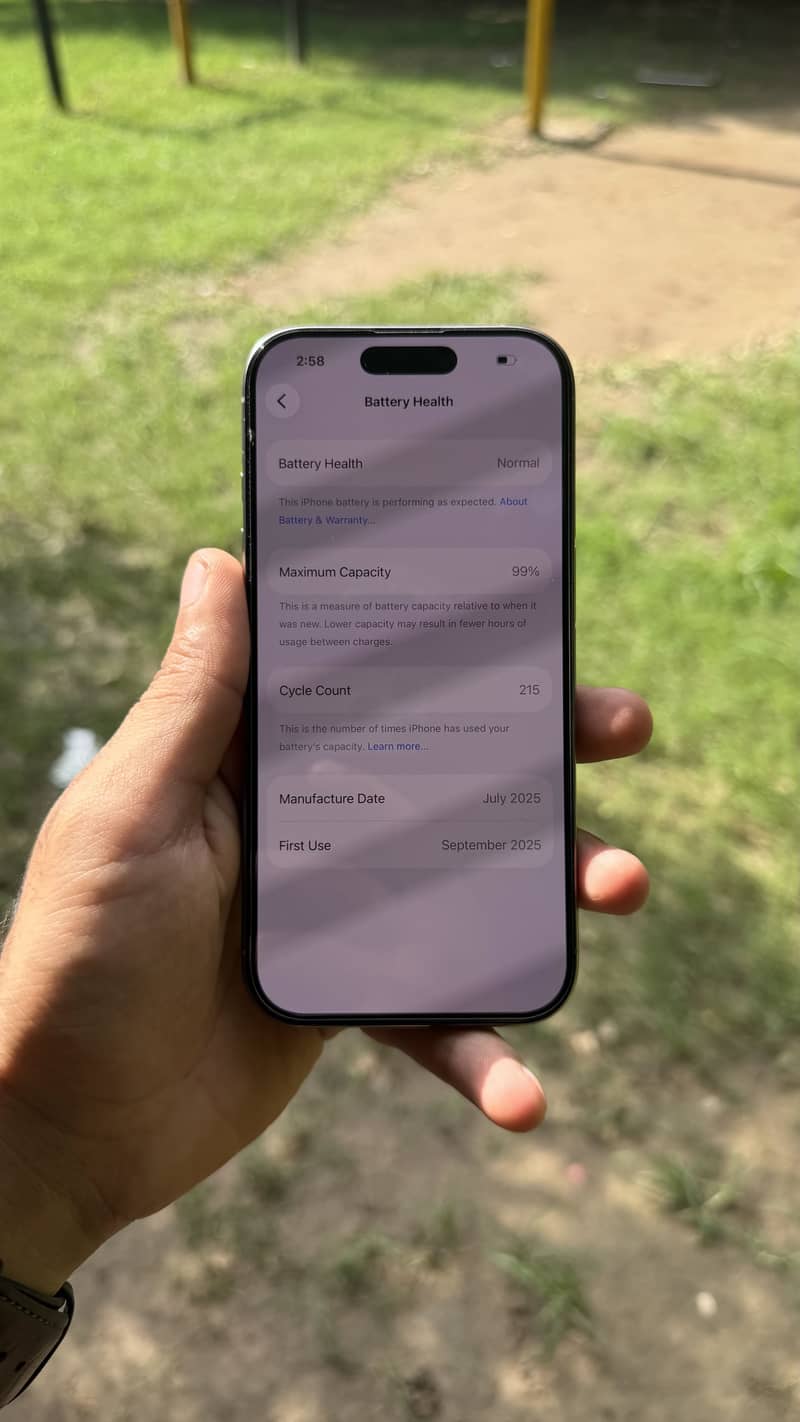 Apple iPhone 16 Pro 6