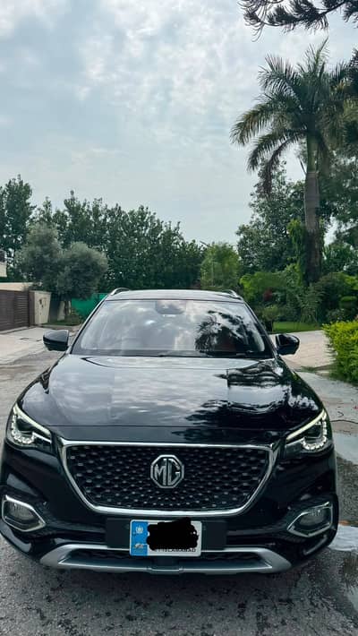 MG HS 2023