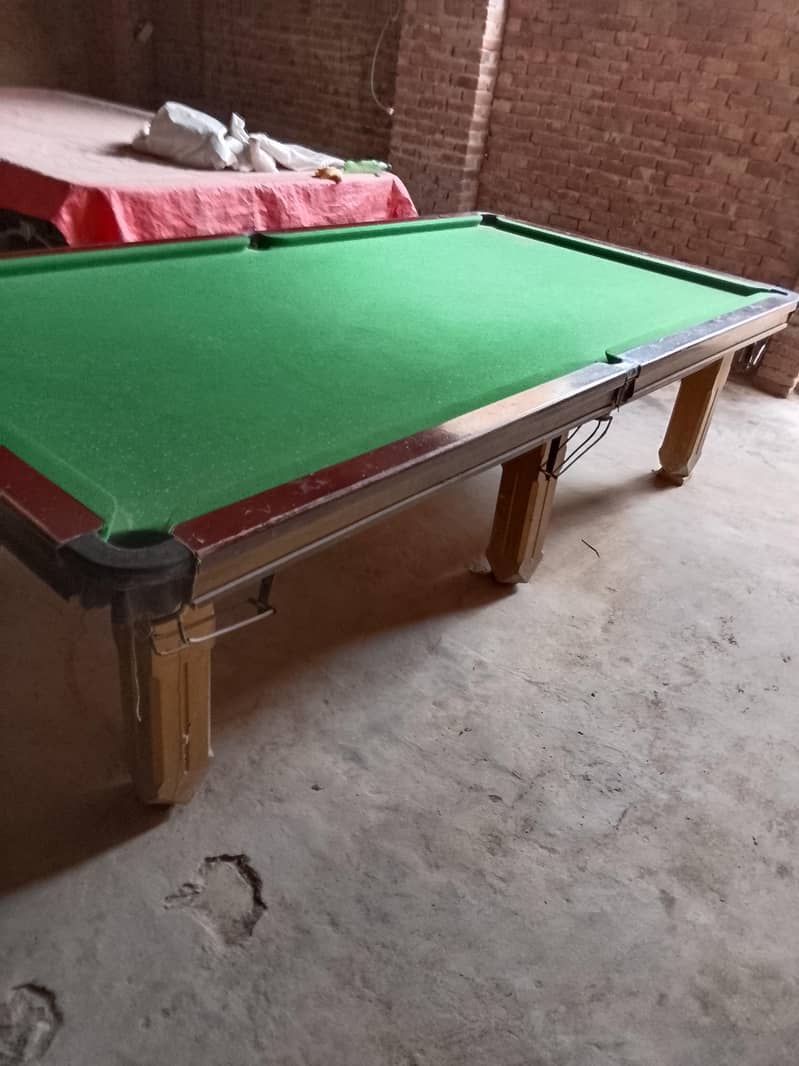 snooker table 0