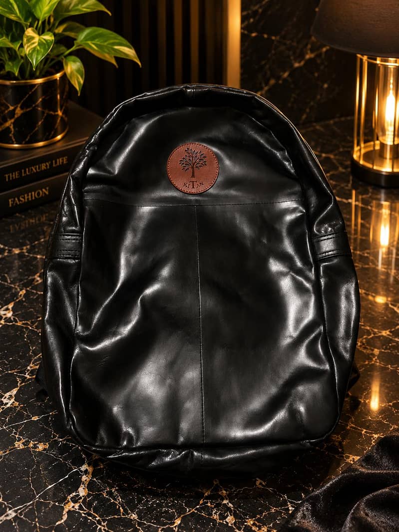 luxurious backpack 0