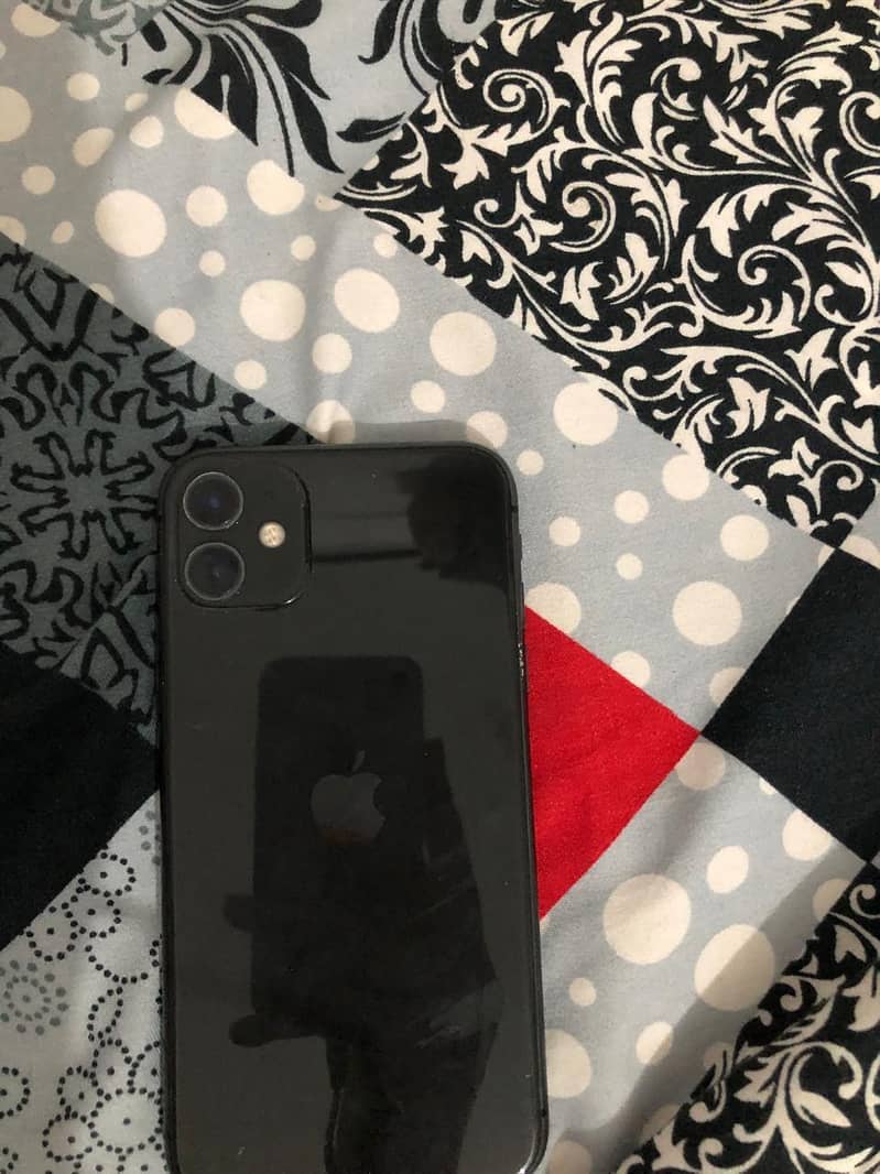 Apple iPhone 11 0