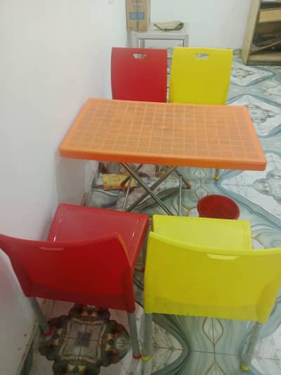 plastic Chairs with Tables