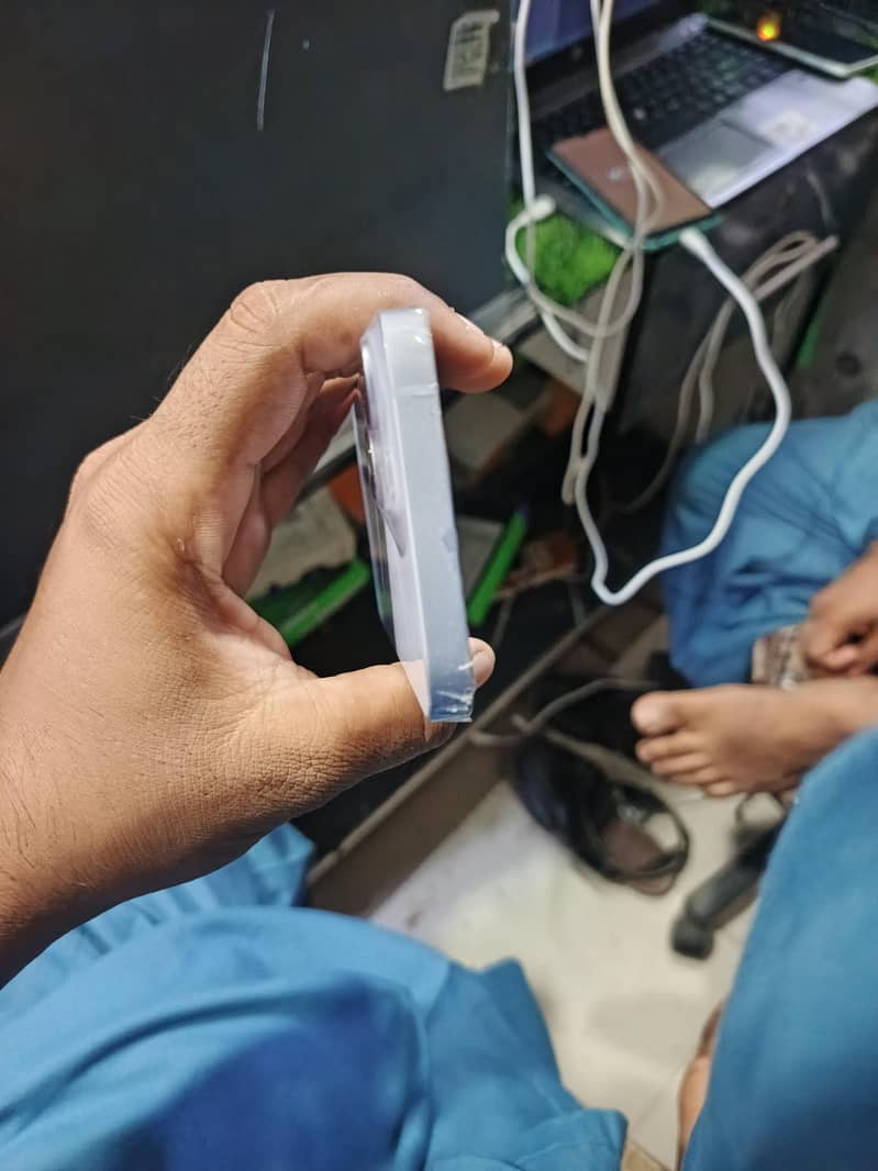 Apple iPhone 14 1