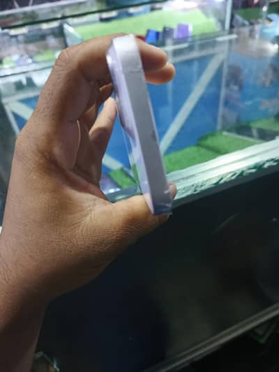 Apple iPhone 14