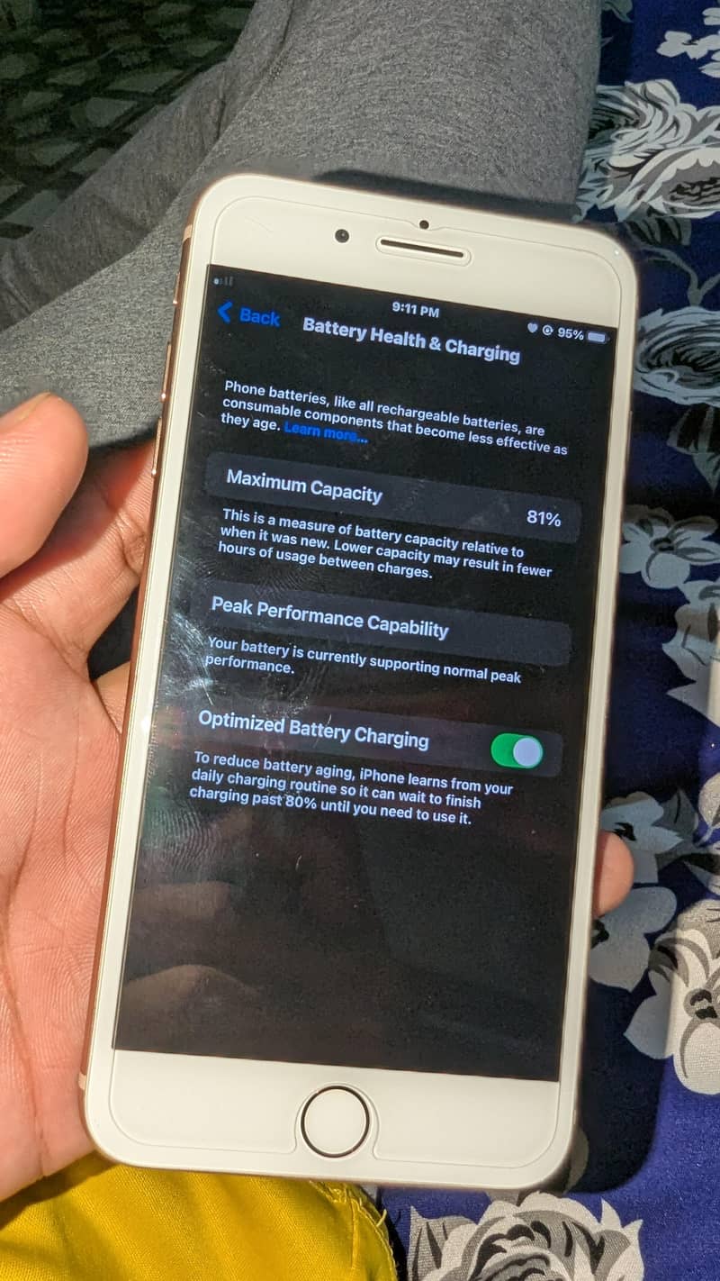 Apple iPhone 8 Plus 2
