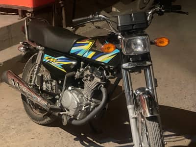 Honda 125cc Black colour