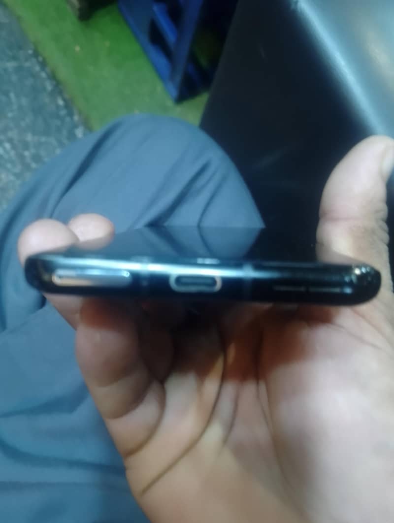 One Plus 9 Pro 4