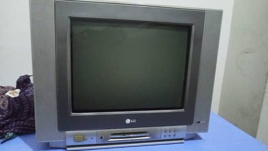 LG Tv / LG Television 22 inches for sale urgent 0/3/0/9/8/9/9/9/1/3/4