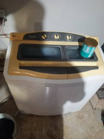 Kenwood Semi Automatic Washing machine dryer me kuch masla ha