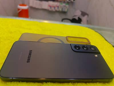 Samsung Galaxy S22