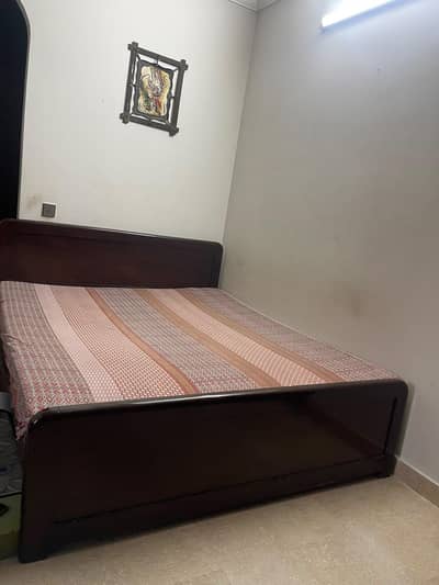 double bed with mattress