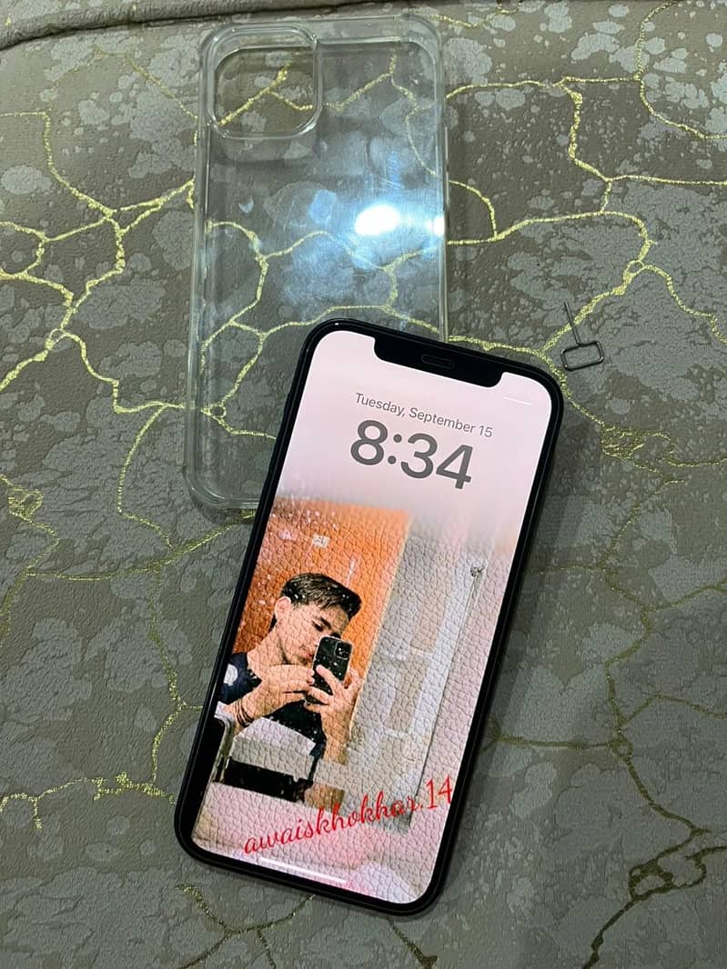 Apple iPhone 12 2