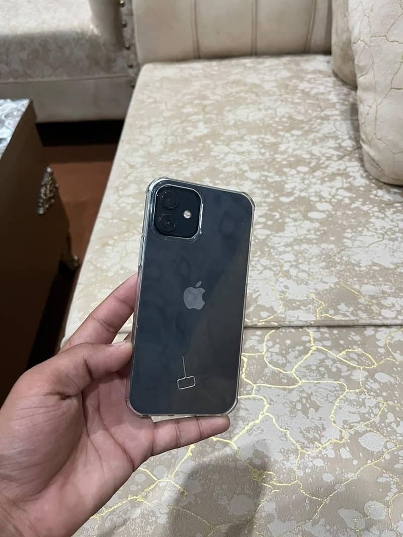 Apple iPhone 12 9