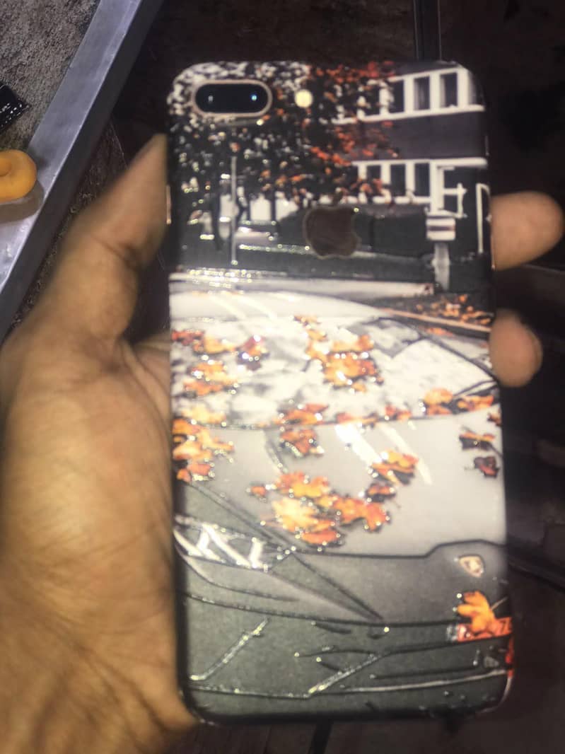 Apple iPhone 7 Plus 2