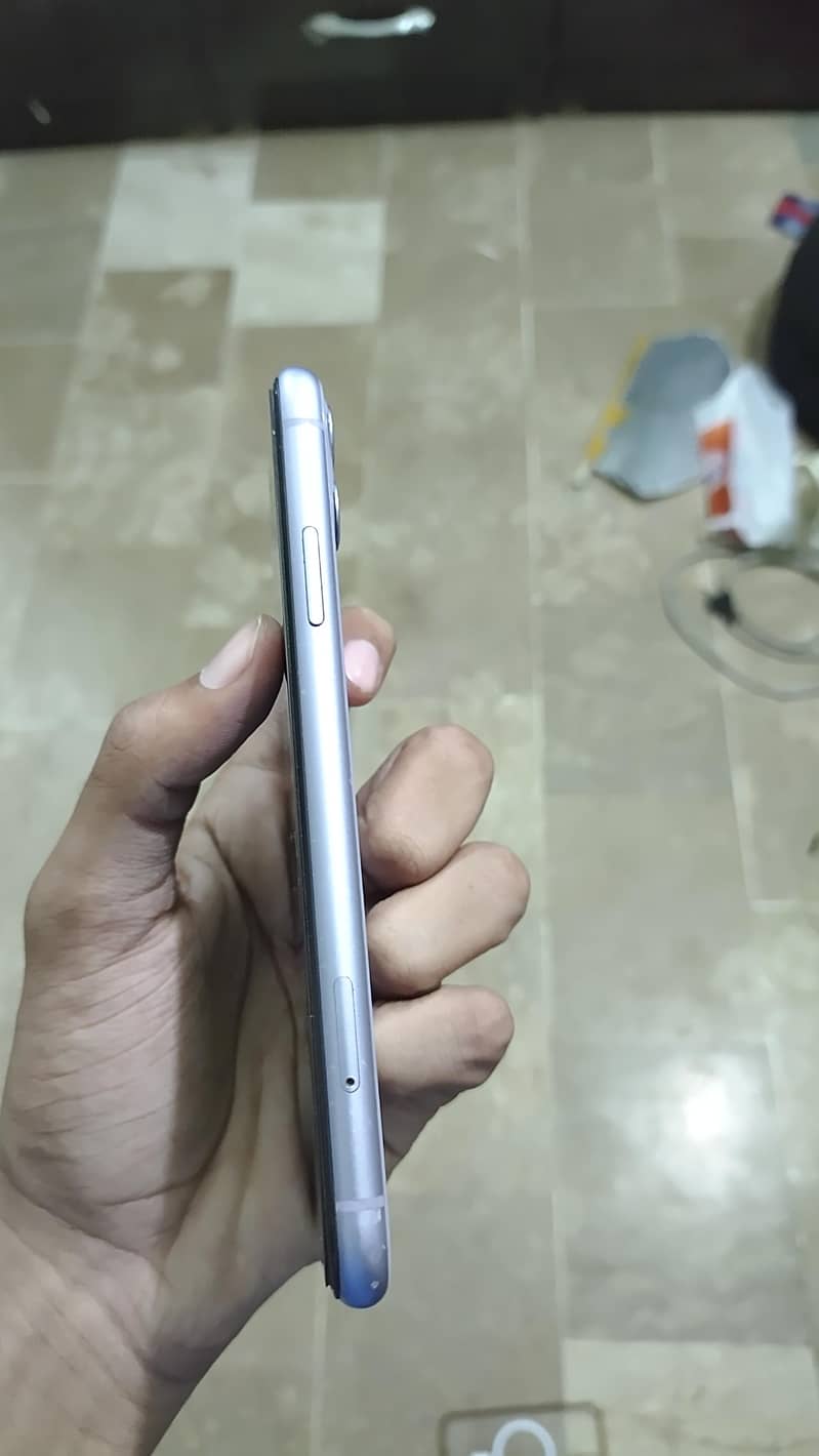 Apple iPhone 11 1