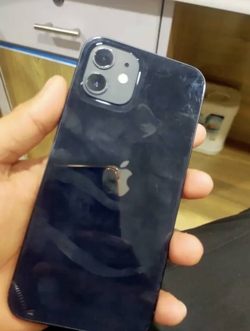 Apple iPhone 12 2