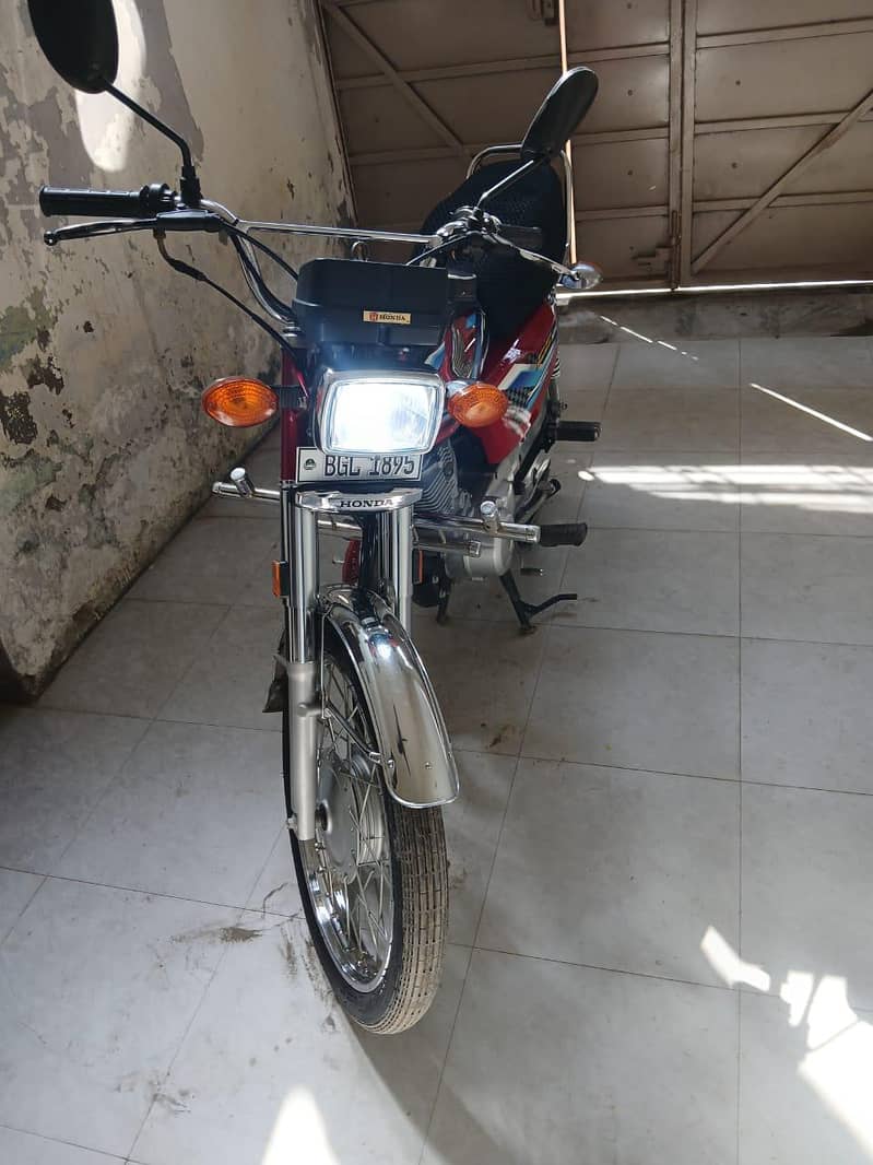 CG 125 2