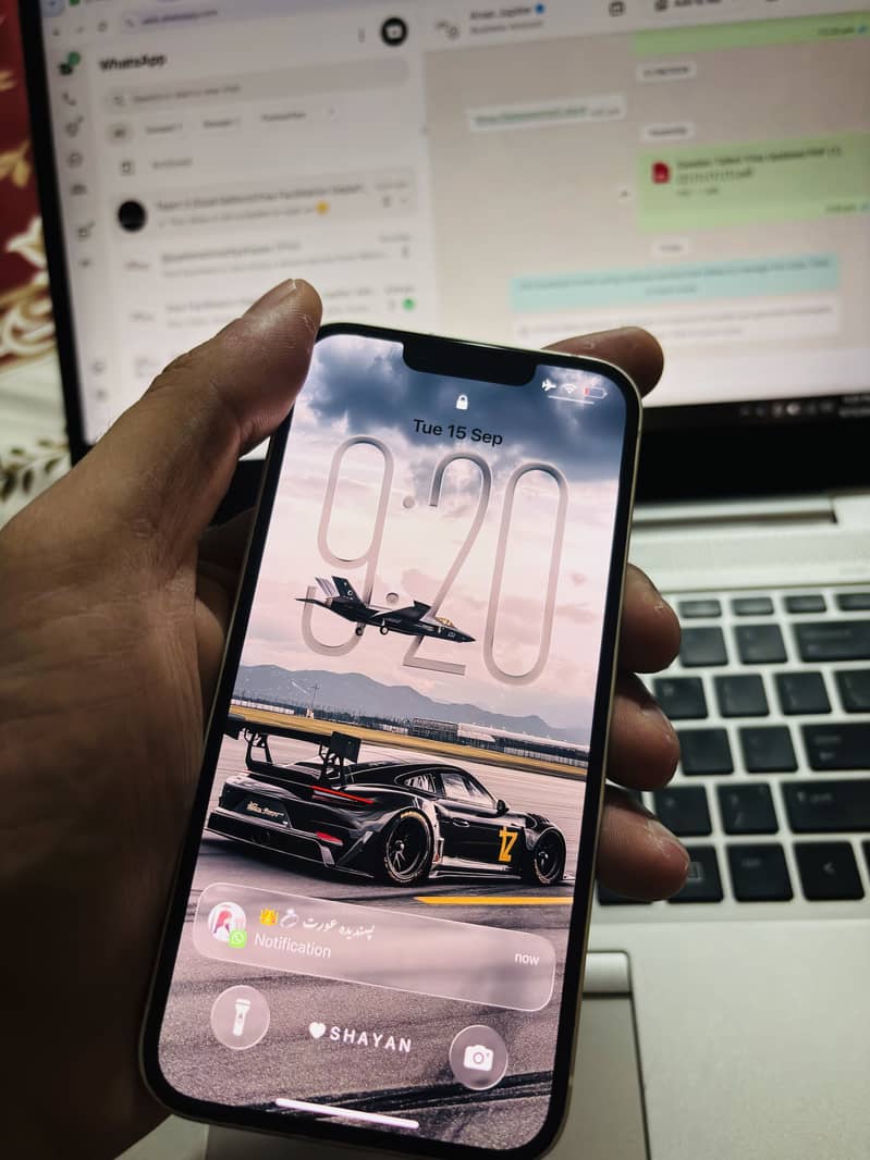 Apple iPhone 13 6
