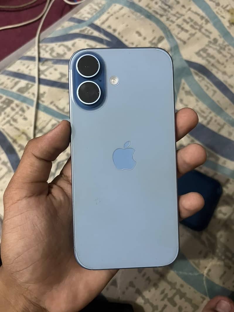 Apple iPhone 17 0