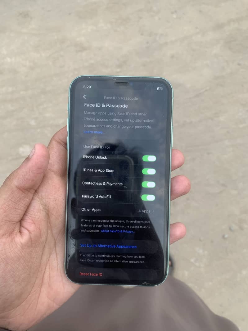 Apple iPhone 11 6