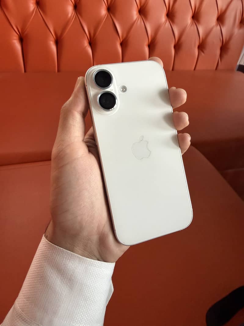 Apple iPhone 17 2