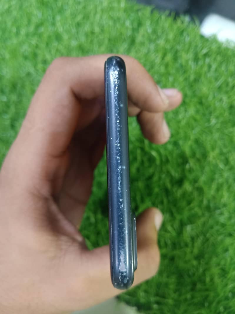 Apple iPhone 7 Plus 3