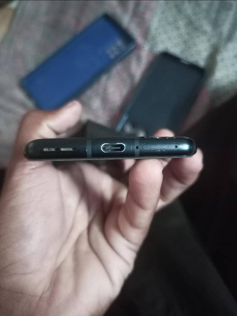 One Plus 10 Pro 6