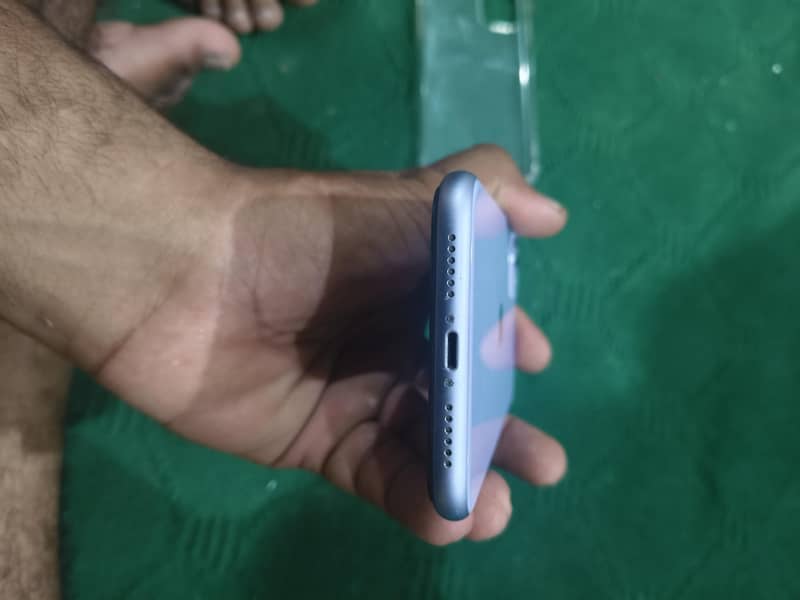 IPhone 11 2