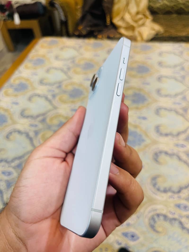 Apple iPhone 15 plus 7