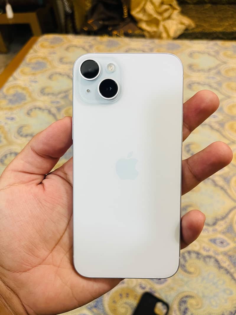 Apple iPhone 15 plus 8
