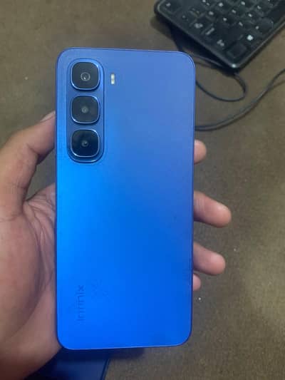 Infinix Hot 60i