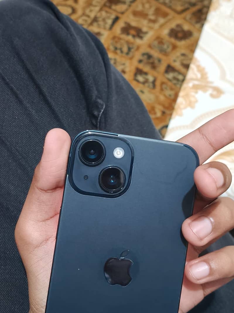 Apple iPhone 14 4