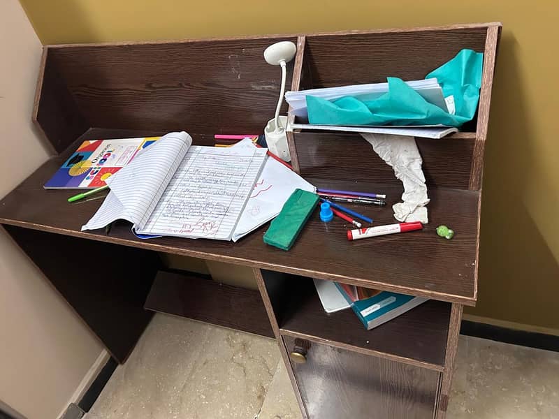study desk 4