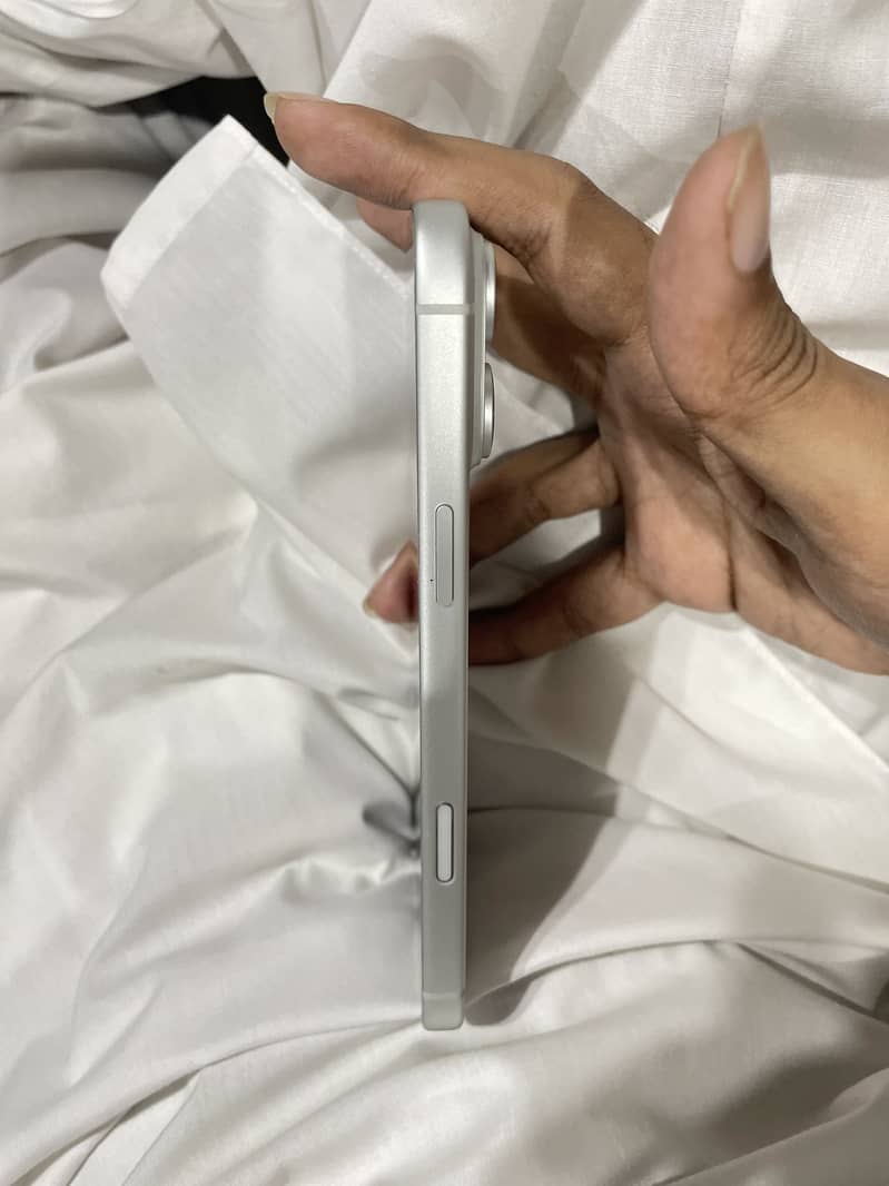 Apple iPhone 17 Pro Max 1