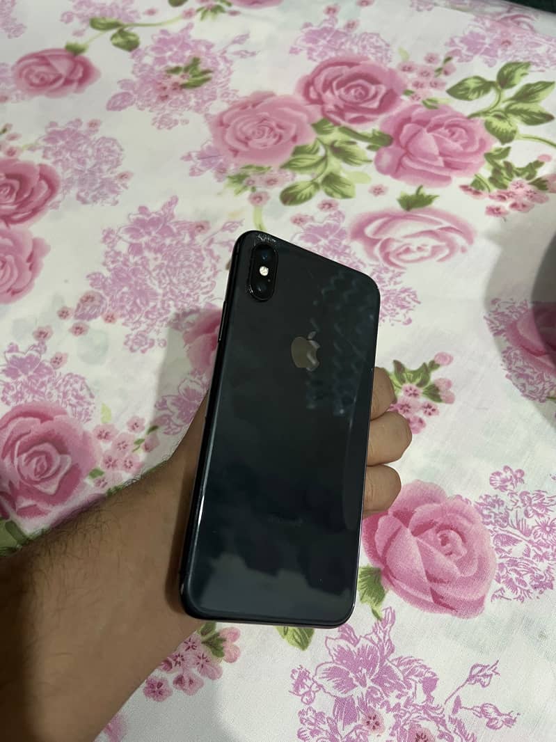 Apple iPhone X 3