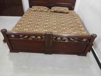 bed .