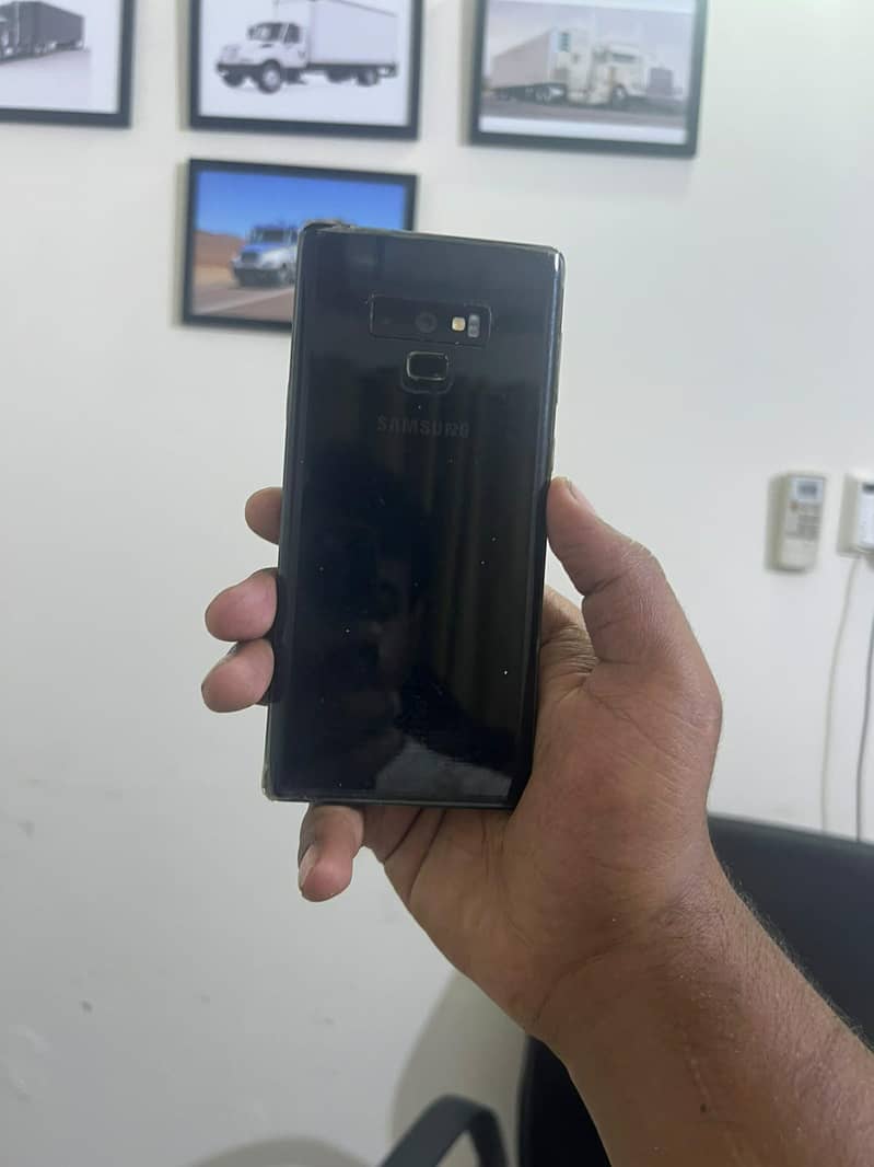 Samsung Mobile Note 9 1