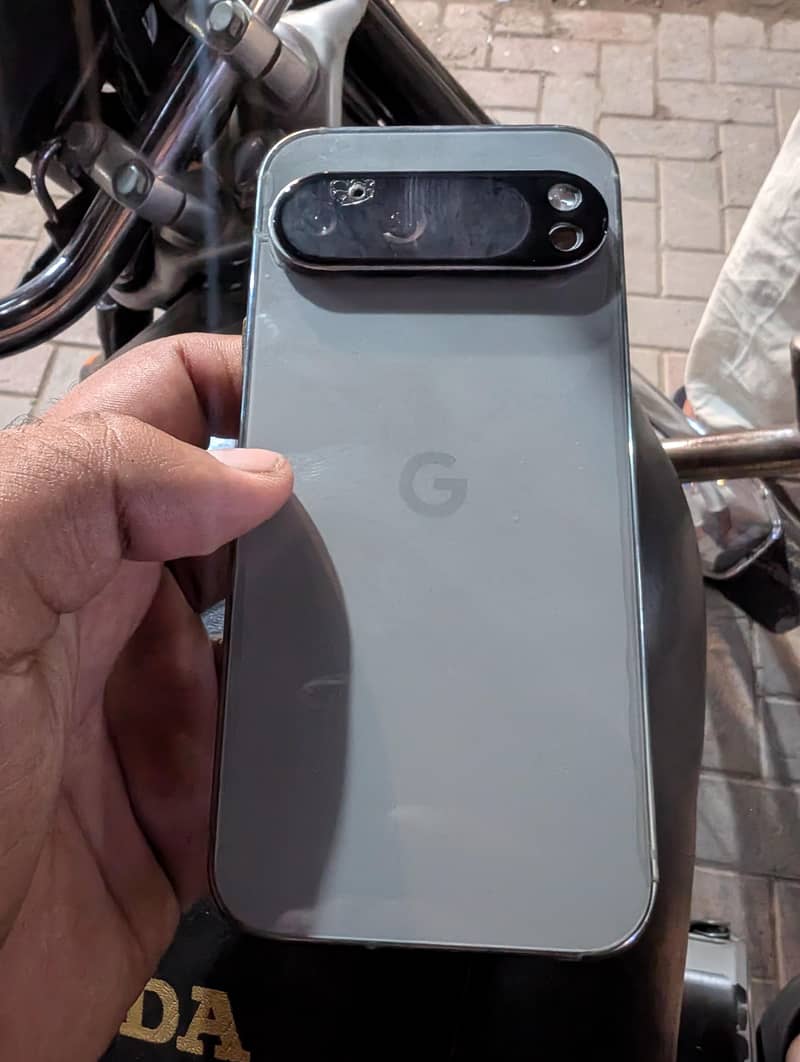Google pixel 9 pro 1