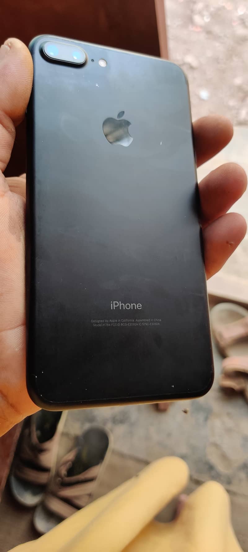 Apple iPhone 7 Plus 0
