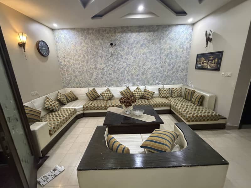 Sofa set 0