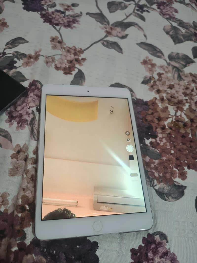 Apple iPad mini 2 4