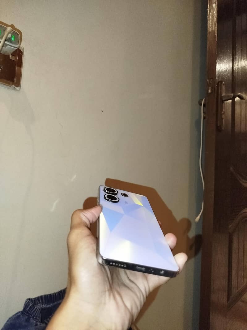 TRCNO CAMON 20 1