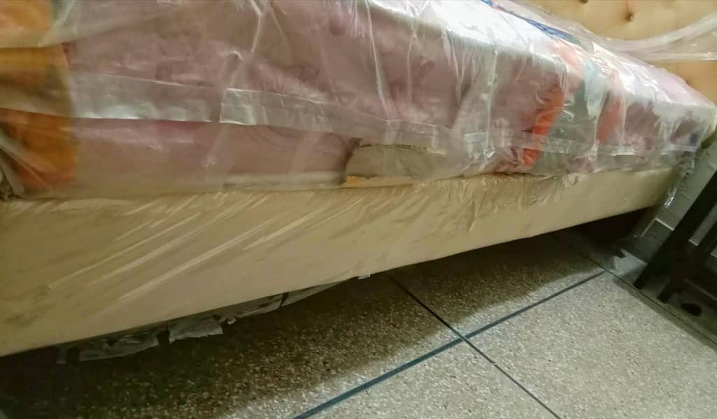 Bed set with side tables 3