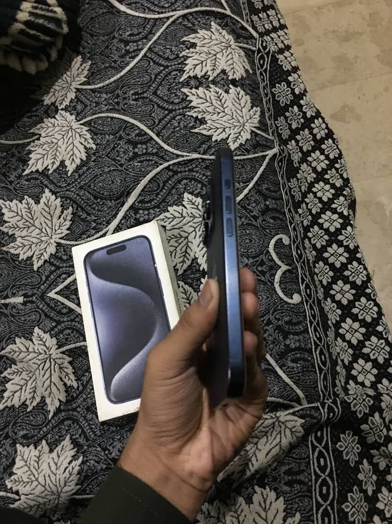 Apple iPhone 15 Pro 5