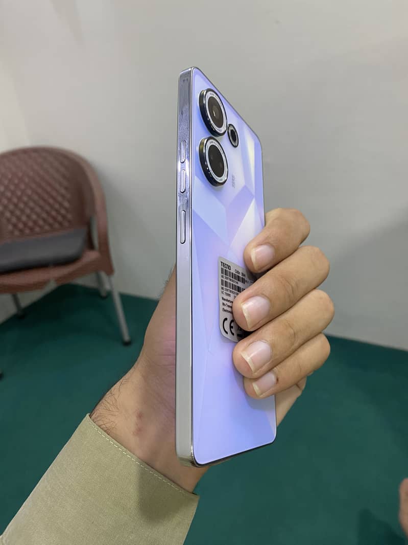 Tecno CAMON 20 Pro 5