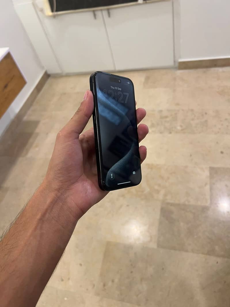 Apple iPhone 15 Pro 1
