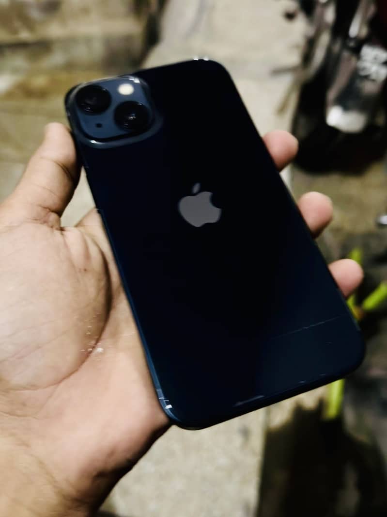 Apple iPhone 13 10