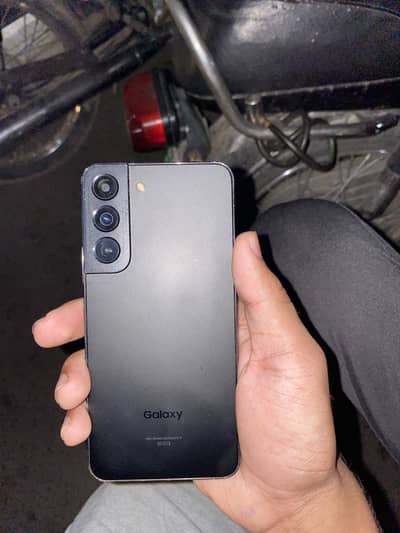 Samsung Mobile S22