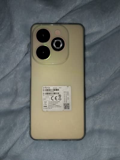 Infinix Smart 8 4/64. . 10/9 condition PTA APPROVED