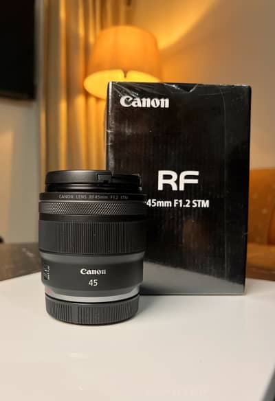 Canon RF 45mm f/1.2 STM 0.3. 3.2. 2.8. 2.6. 2.8. 6